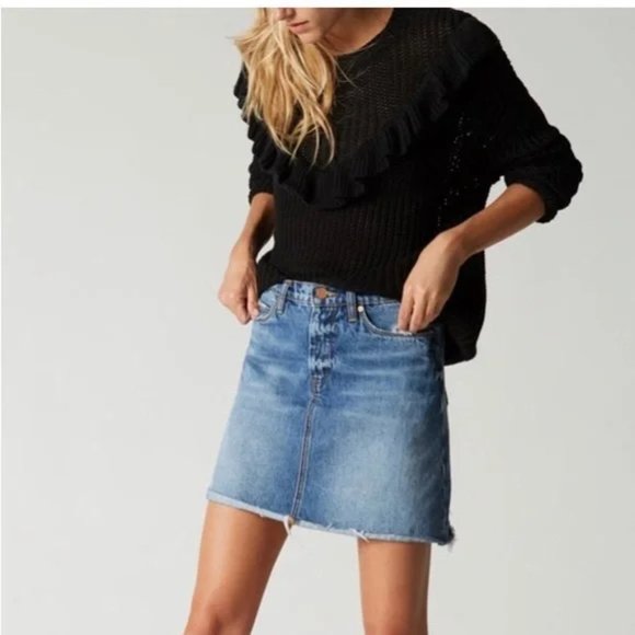Blank NYC Way Back When Cutoff Denim Skirt In Serengeti w25 - Picture 10 of 10
